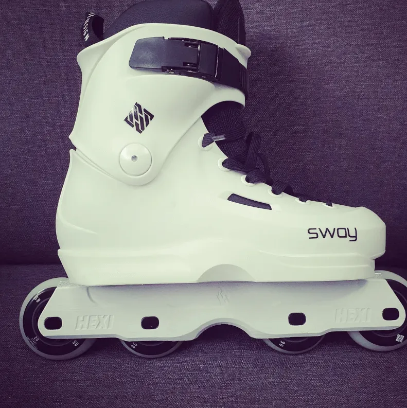 All white USD sway skate with Hexi frame