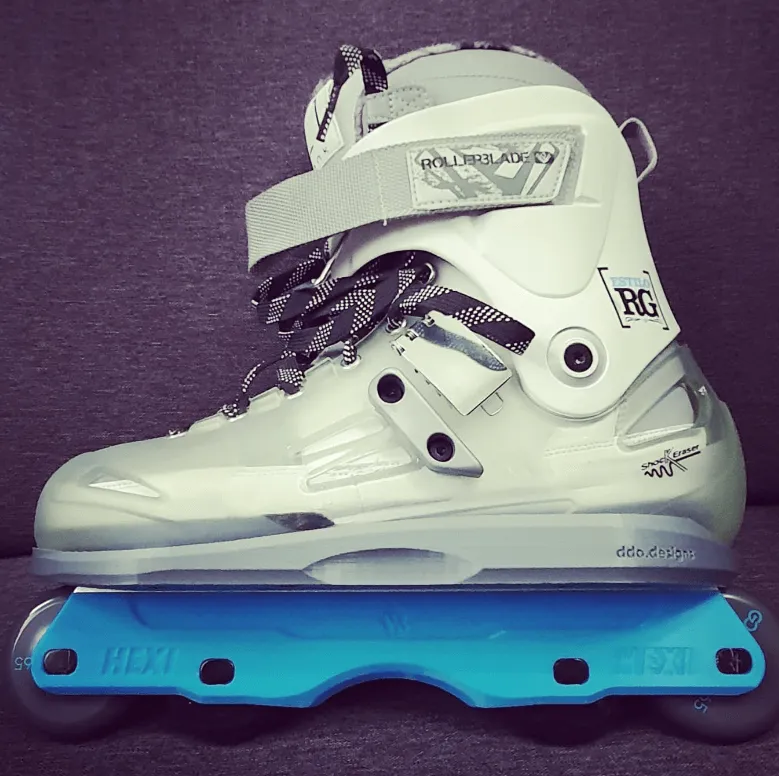 Clear RB skate with blue Hexi frame